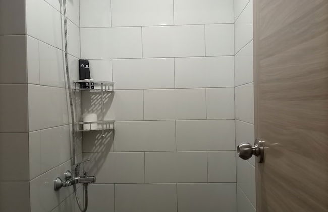 Nice And Comfort Studio At Taman Melati Sinduadi Apartment - Photo 10