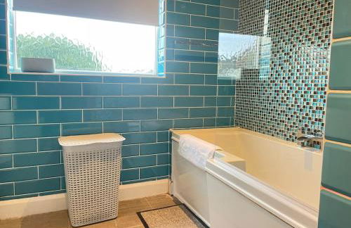 Spacious 4BR near Nec,Bhx, M6-M42 with Parking - Foto 15