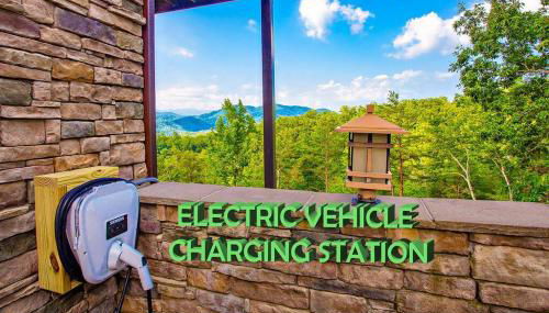 Splashing at the Bluff - Premier Smoky Mountain Views - Indoor Pool Spa - Luxury Cabin - Gatlinburg - Pigeon Forge - Foto 4