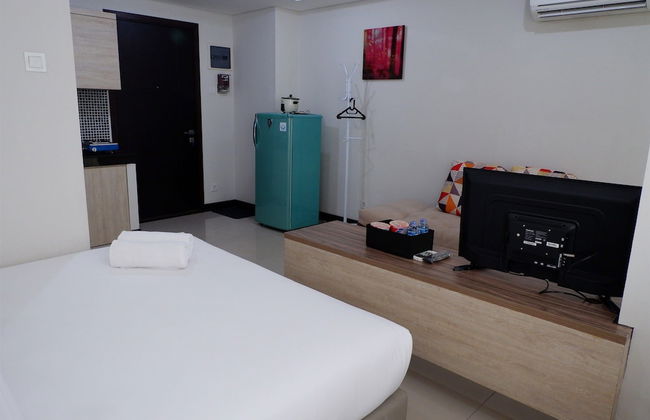 Close to Pool Studio Apartment Sky Terrace at Daan Mogot Baru - Foto 5