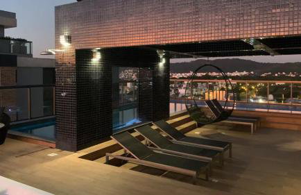 Apto Elegante com Localização Privilegiada e Rooftop incrível - Foto 15