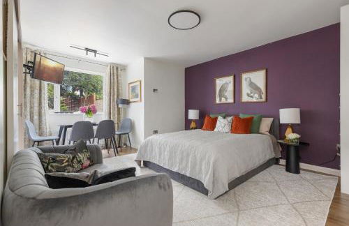 King Studio Apartment with Garden and Parking - Foto 1