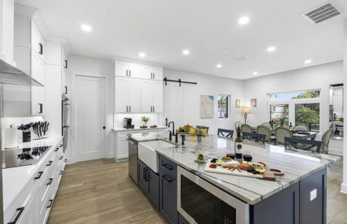 2 Million Villa Heated Pool w Luxury Spa 6BR & 6BR Waterfront by Canal - Foto 17