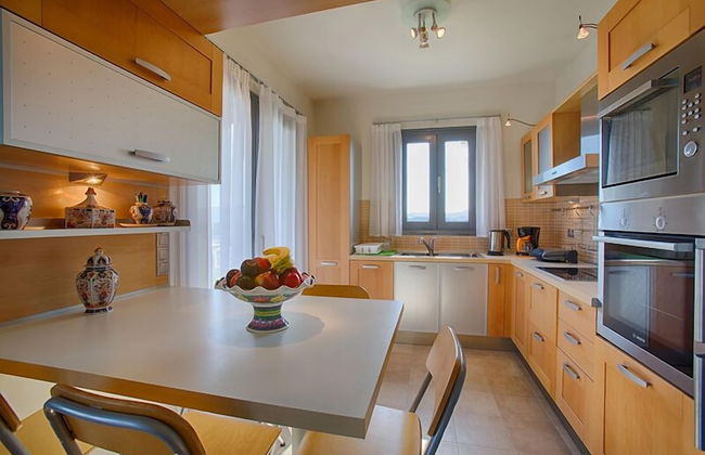 Haraki Villas - Photo 16