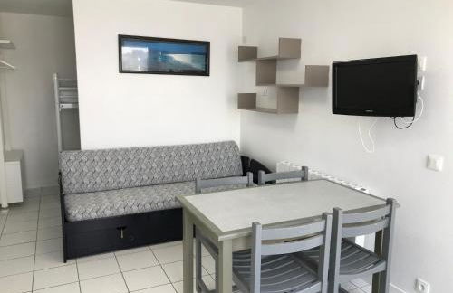 Rez de jardin 5 pers avec piscine, vue directe sur la plage à 40 m - Foto 31