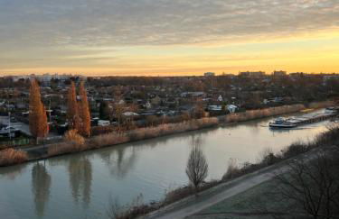 REGENCY Apartments - Zentrale 50m2 Wohnung I Balkon I Wasserblick I WiFi I Netflix - Foto 18