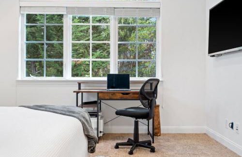 Gorgeous Santa Cruz Villa - Modern Beachside Paradise with NEW Hot Tub & Fast Wi-Fi - Foto 69