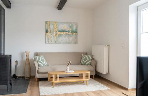 Ferienhaus Ahorn, wunderschöne, neue Wohnungen, ideal für Ausflüge ins Phantasialand, die Städte Köln, Brühl und Bonn oder die Eifel - Foto 6