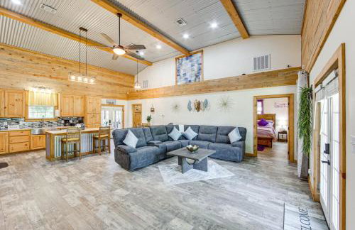 Quitman Lakefront Cabin w/ Screened Porch & Grill! - Foto 4