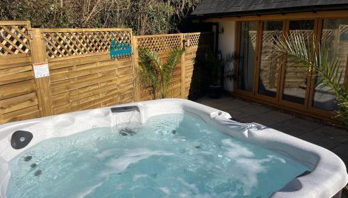 Stunning cottage with hot tub - Foto 4