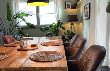 Wohlfühloase mit Pool, Kamin & großer Terrasse - Foto 3