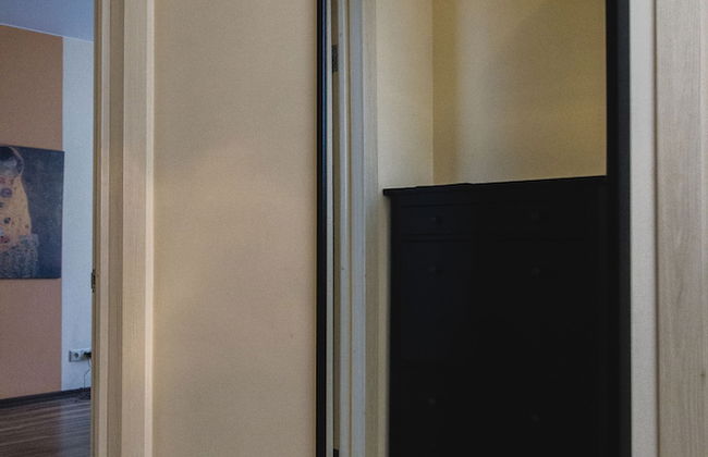 2 Bedroom Apartment Pathos in Khamovniki - Photo 4