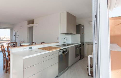 Exclusive rooftop apartment with large terrace in Solari/Tortona - Foto 7