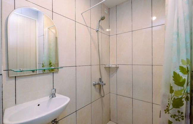 Comfy and Simply Studio Room at Grand Kamala Lagoon Apartment - Foto 13