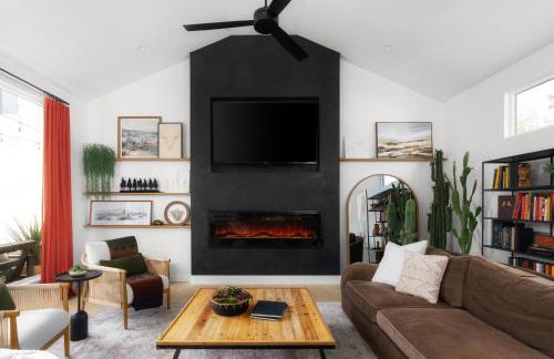 Heated Pool, Game Room, Outdoor Movies, Mins to Downtown, Sleeps 14 - Foto 45