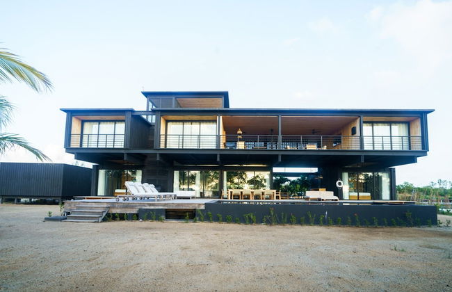NEW Modern Ocean Front Villa on Private Island - Foto 38