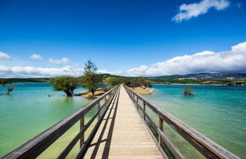 Amplia casa para desconectar con vistas al lago - Foto 46