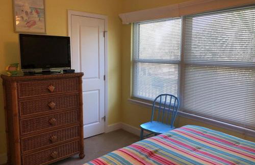 Sardegna- pool home on the canal! - Foto 17