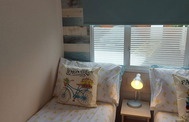 Dog Friendly Caravan on the Northumberian Coast - Photo 15