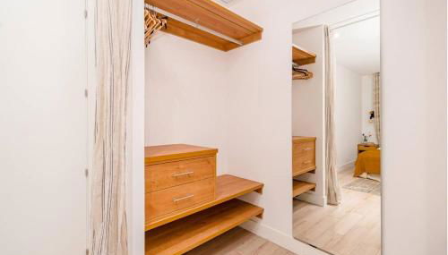 Latido de Chueca Calle Farmacia - Photo 5