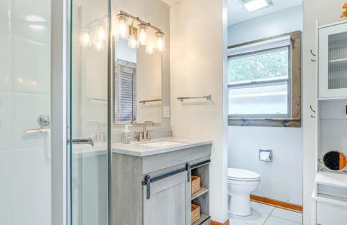 Family-Friendly Cabin Getaway On Castle Rock Lake Space to Relax & Play - Foto 34