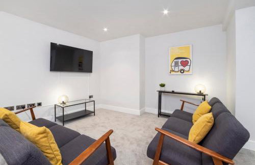 The Old Hotel - Photo 39