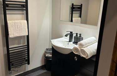 Cosy Coach House - Photo 9