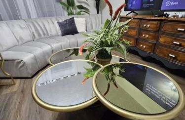 Maleficent's Disney's Jungle VR Retreat - Foto 15