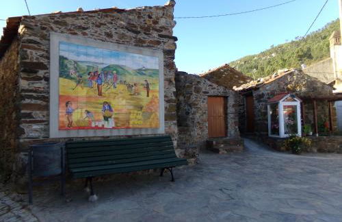 Casas dos Carregais - Foto 43