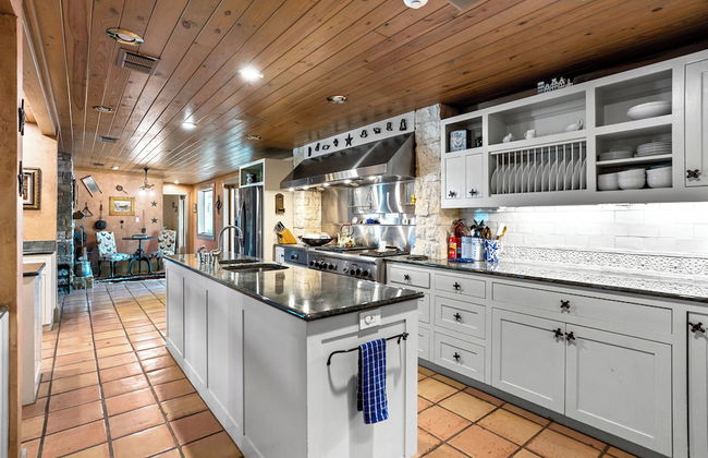 7br Home w/ Pool - Perfect for Family Reunions - Foto 10