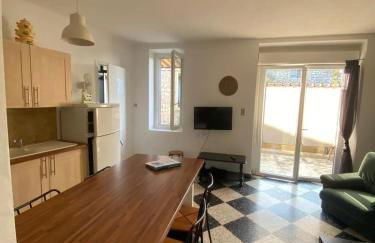 Maison accueillante à Orgnac-l'Aven avec piscine partagée - Foto 40