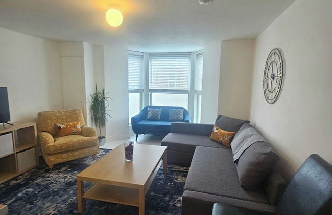 Seaside Haven Coastal Comfort 200m from the Beach - Foto 33