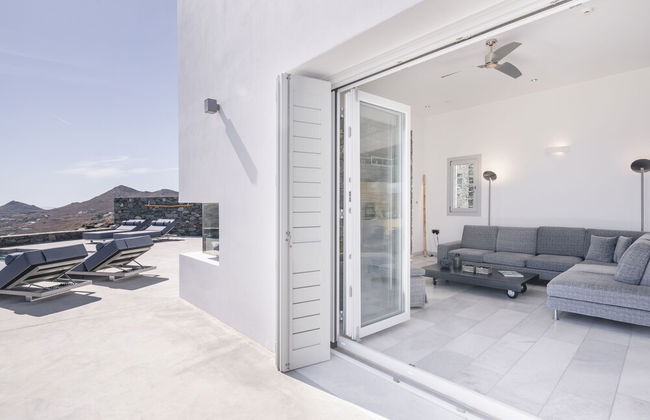 Luxury Villa With Pool And Sea View..! - Foto 50