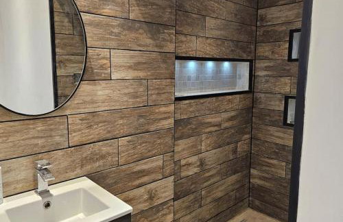 Large spacious home, great location, near transport links - Foto 10