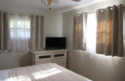 Hidden Emerald-Apartment with Kitchen and Laundry - Foto 2