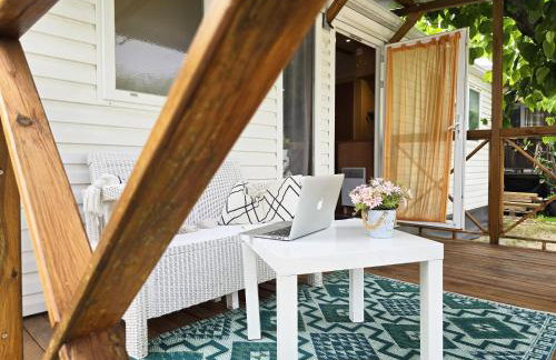 Camping Costa Dorada Bungalow Maia - Foto 13