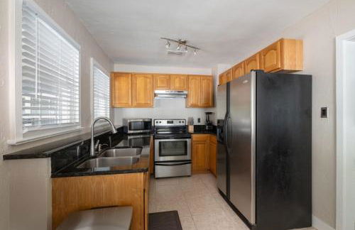 The Landing on 3rd - Walk to UF & Downtown, Pets - Foto 12