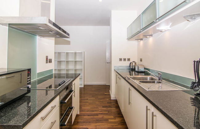 Canary Wharf - Corporate River View Apartments - Photo 71