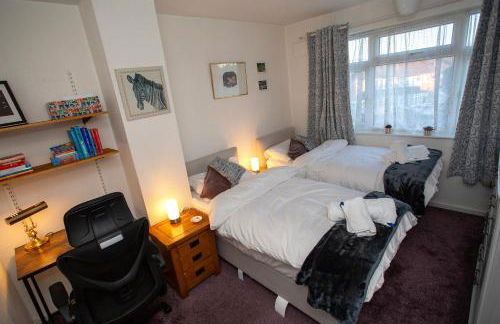 NEC, BHX Cosy 3 Bedroom House with Parking - Foto 36