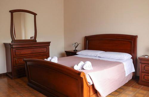 5 Minutes' Walk from the Beach, with Two Bedrooms - Foto 2