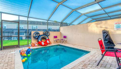 Magical Getaway Close to Disney! Pool, Gym, & WiFi - Foto 4, sunbed