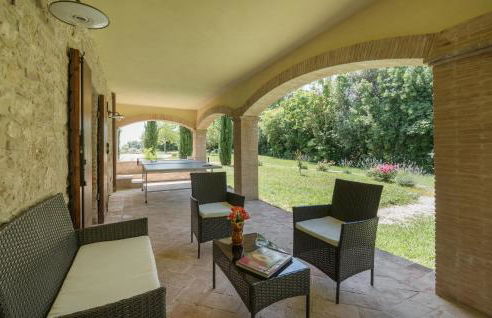 Cozy Apartment In Avigliano Umbro - Foto 14