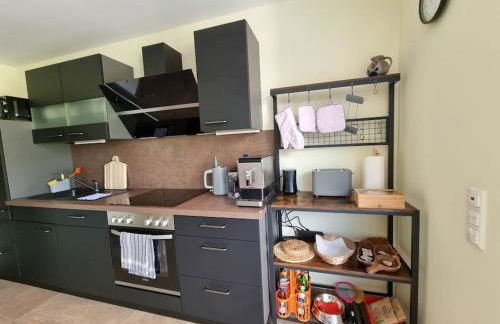 Ferienwohnung mit Garten und Bergblick - Foto 16