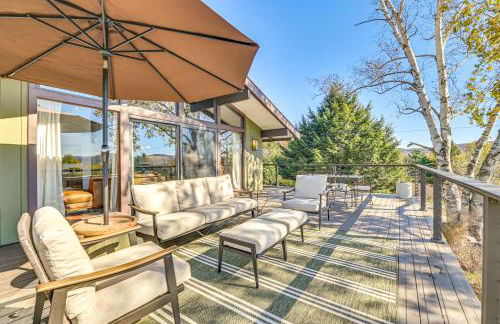 Cozy Mtn-View Chalet Less Than 2 Mi to Windham Slopes - Foto 2