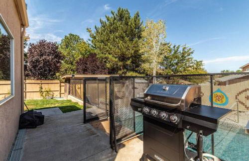 Spacious Family Home with Pool, Hot Tub, Fast Wifi - Foto 33