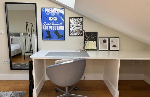 New! Spacious & Quiet 3 Bedroom House - Putney - Foto 18