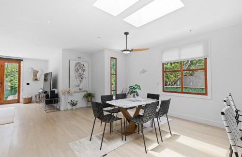 Luxury 4BR Villa with Private Pool in Los Angeles Crescent Heights - Foto 15