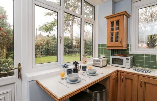 Molly's Place - Photo 10