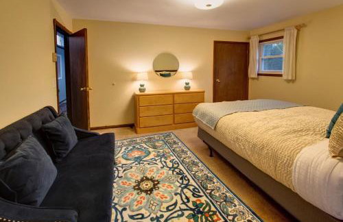 The Guest House - Photo 20