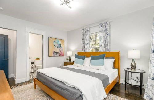 Spacious 5BR/5.5BA Near Plaza & Museum - Photo 32